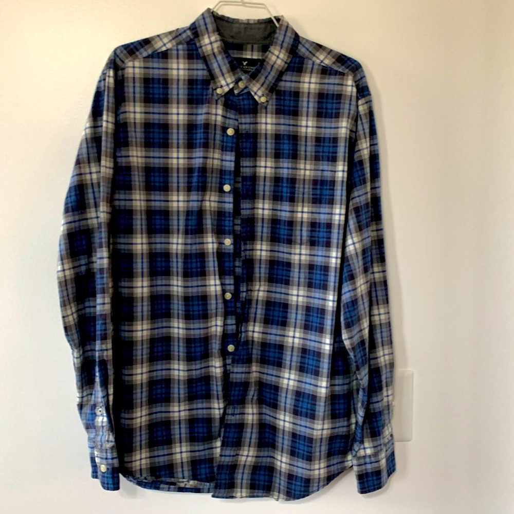 Men’s long sleeve button down shirt